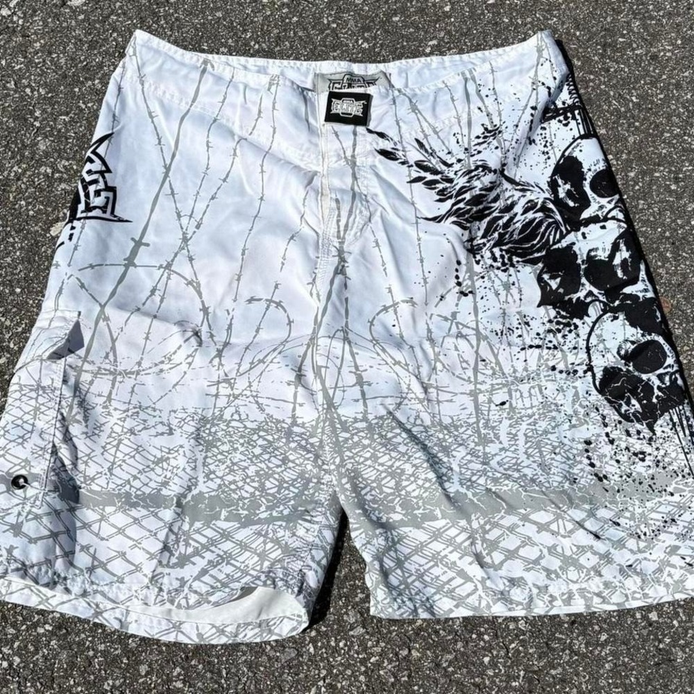 MMA Elite Skull Barbed Wire Board Shorts Mens L Y2K Fight Shorts UFC Style